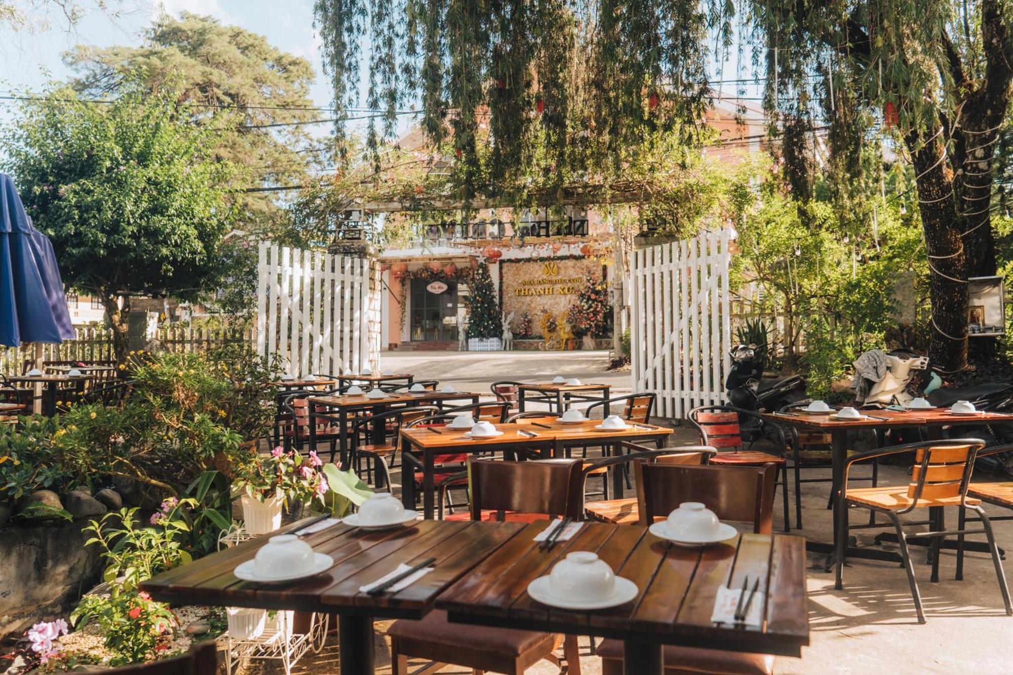 Villa Hotel Du Thuyen Dalat Exteriör bild
